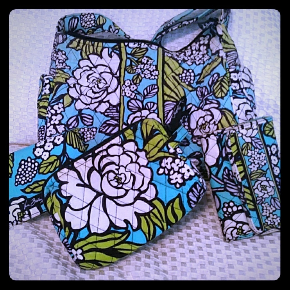 Vera Bradley handbag set